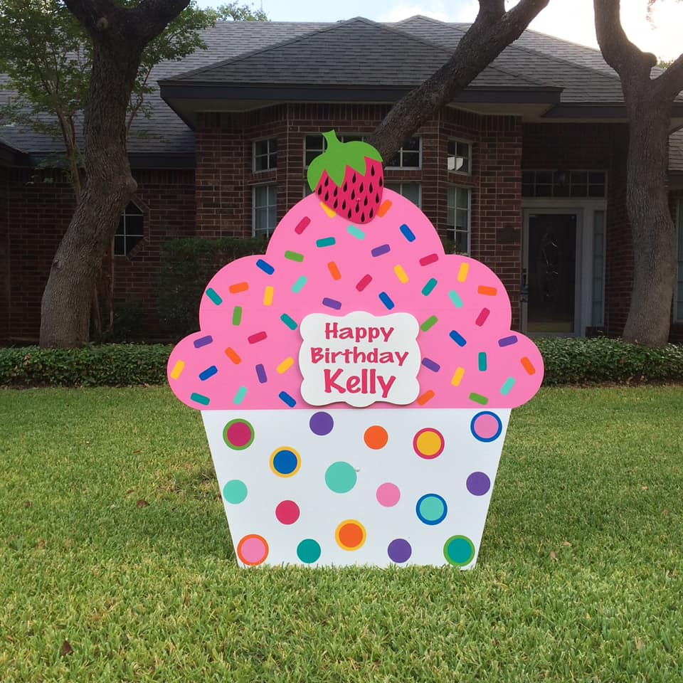 Cupcake Birthday Lawn Sign Baton Rouge Stork and Birthday Signs